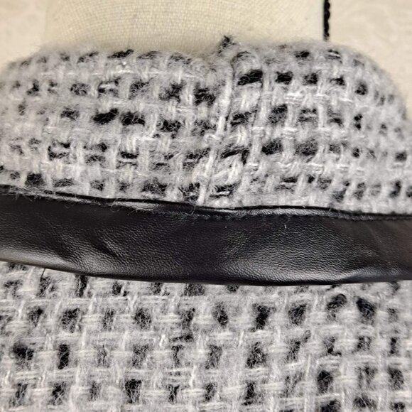 The Royal Standard Rosemary Wrap Jacket Gray and Black Plaid One Size NWT - Picture 10 of 16